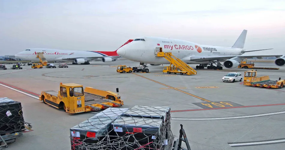 Ground Transportation Zhangjiajie Hehua International Airport