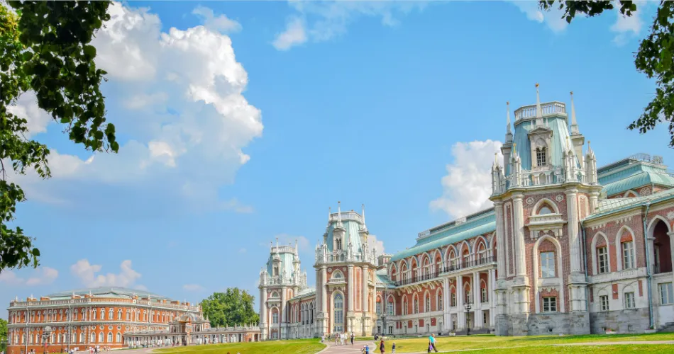 Tsaritsyno Park and Palace 