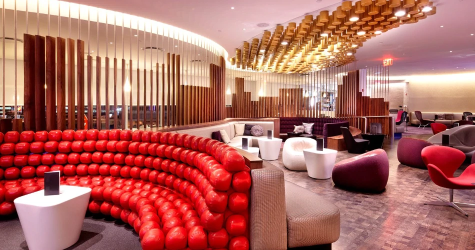 Relax in Premium Lounges